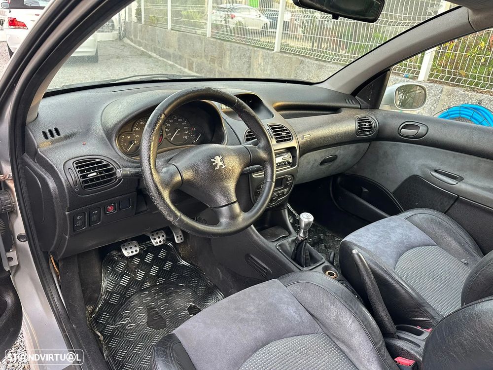 Peugeot 206 1.6 GTi - 6