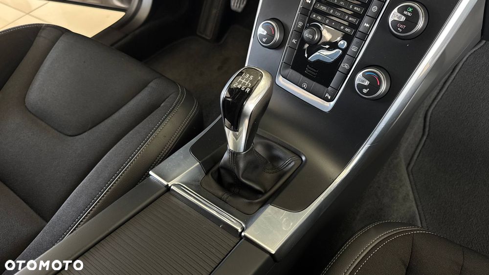 Volvo V60 - 37