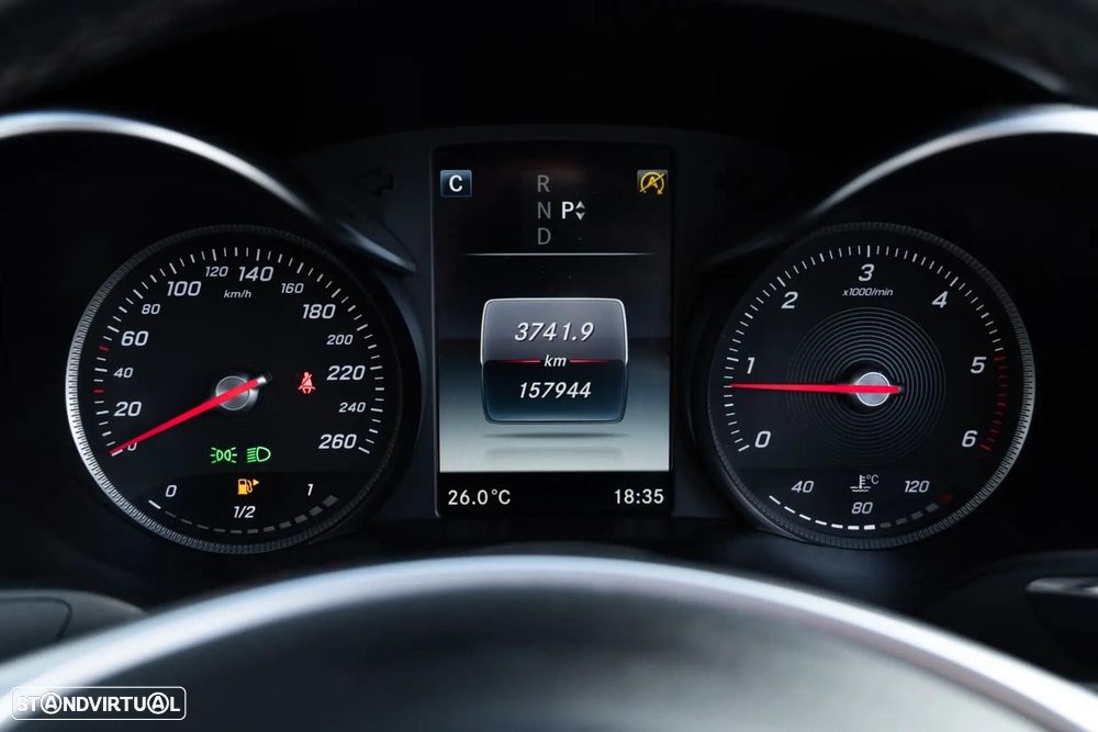 Mercedes-Benz C 220 d Cabrio 9G-Tronic AMG Line - 13