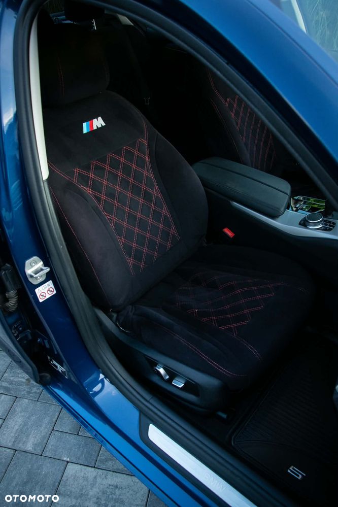 BMW Seria 5 520d MHEV - 16