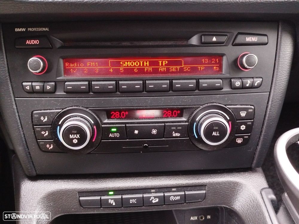 BMW X1 18 d xDrive xLine - 8