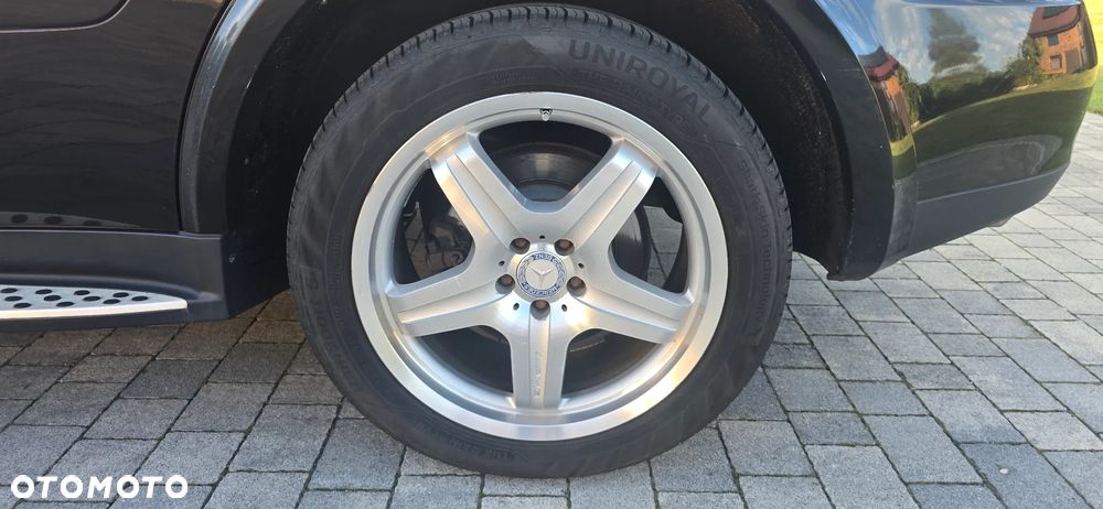 Mercedes-Benz ML 350 4-Matic - 36