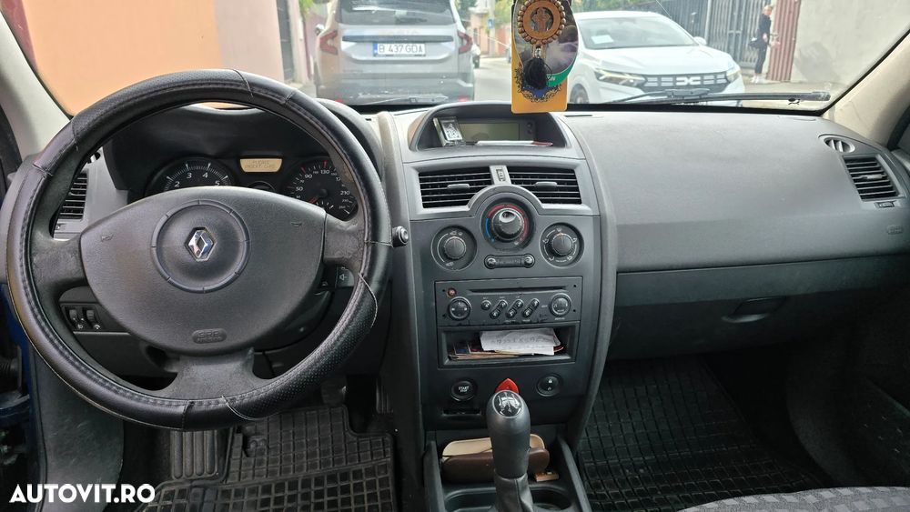 Renault Megane II 1.4 Influence - 5