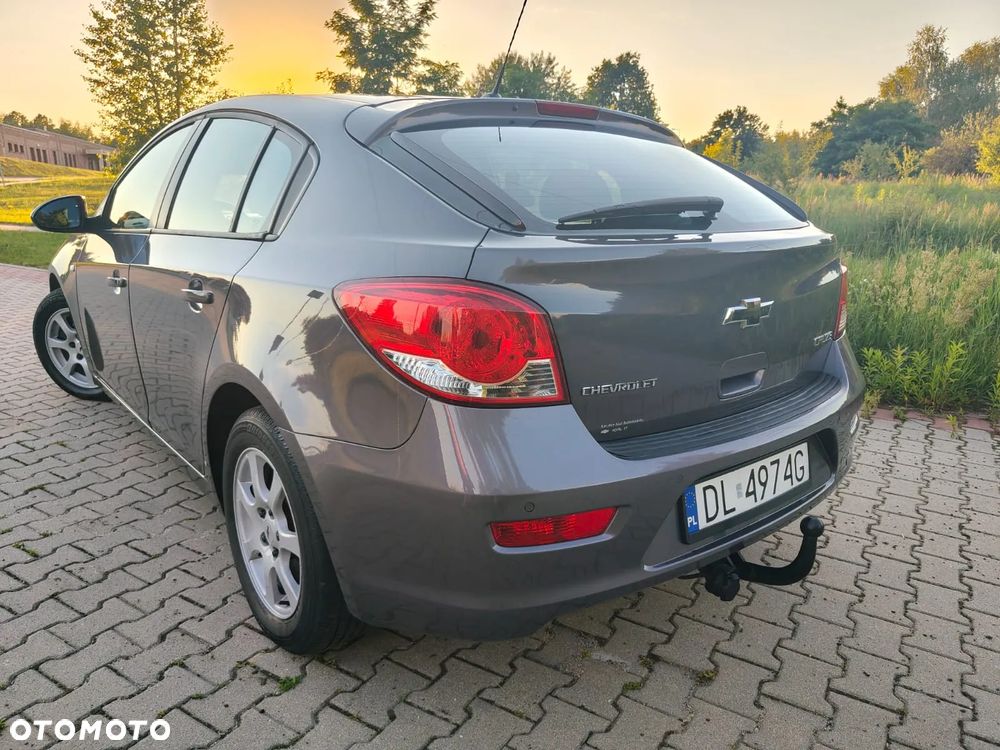 Chevrolet Cruze 2.0 D LT - 8