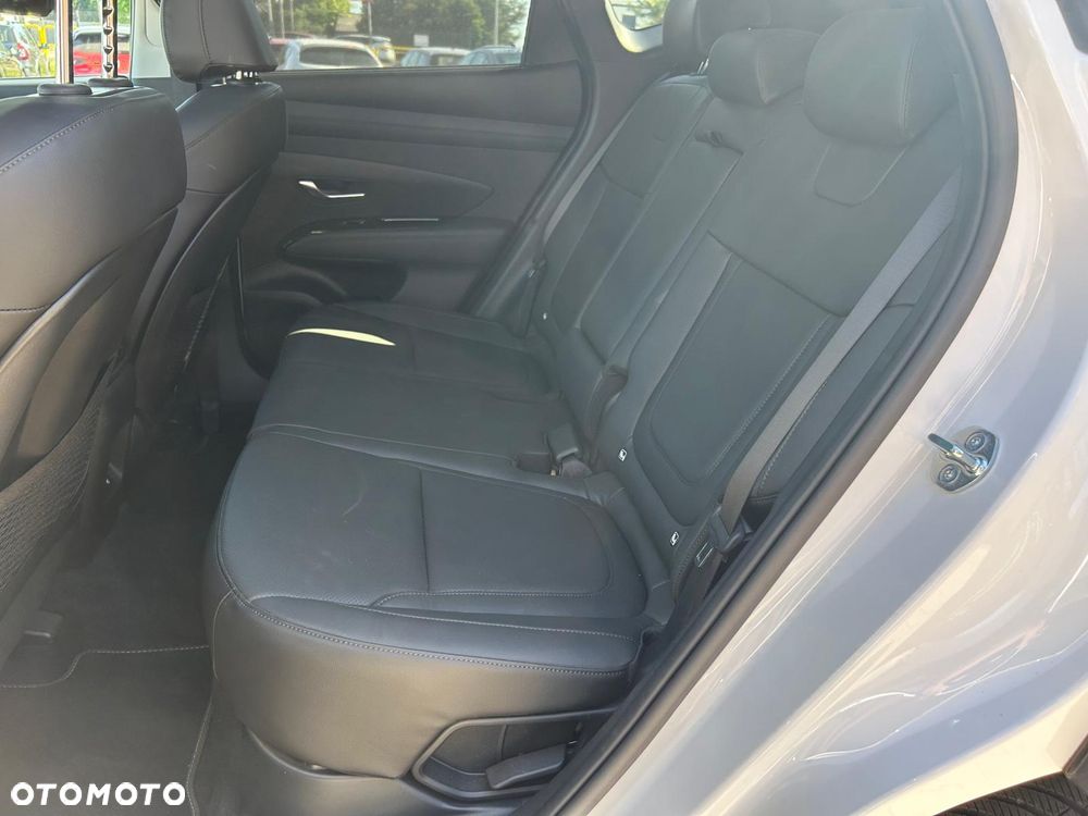 Hyundai Tucson 1.6 T-GDi HEV Platinum 4WD - 22