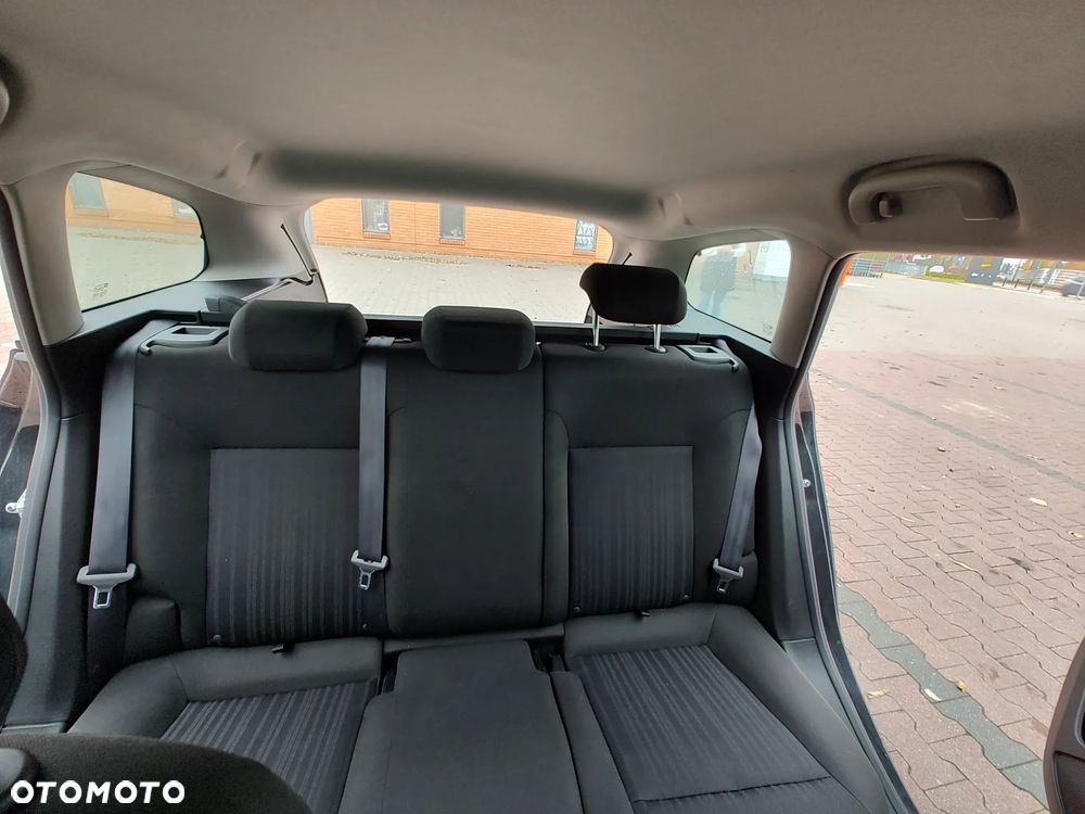 Opel Astra 1.4 Essentia - 13