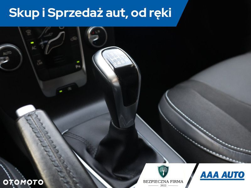 Volvo V40 - 14