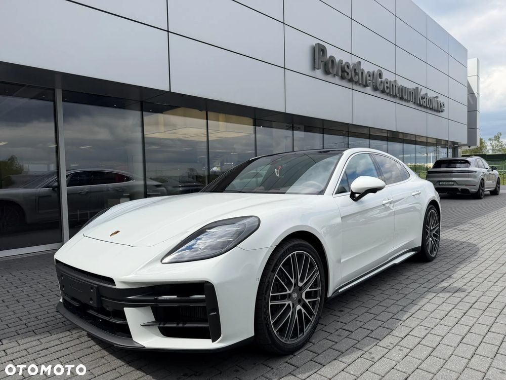 Porsche Panamera 4 - 5