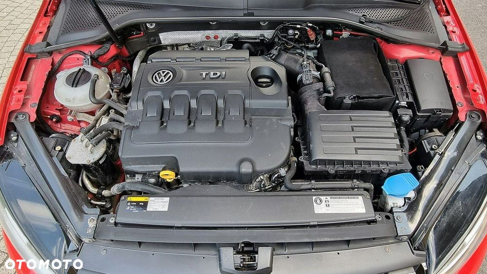Volkswagen Golf - 11