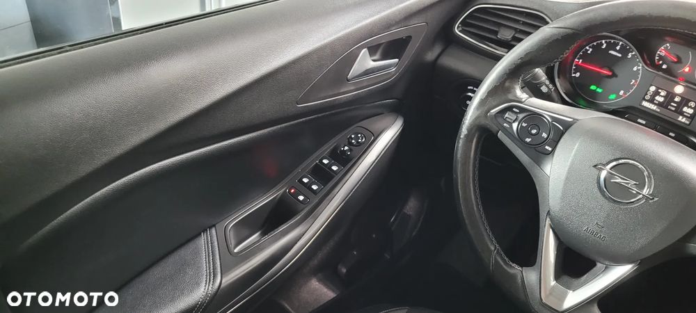 Opel Grandland X 1.2 Start/Stop Dynamic - 24