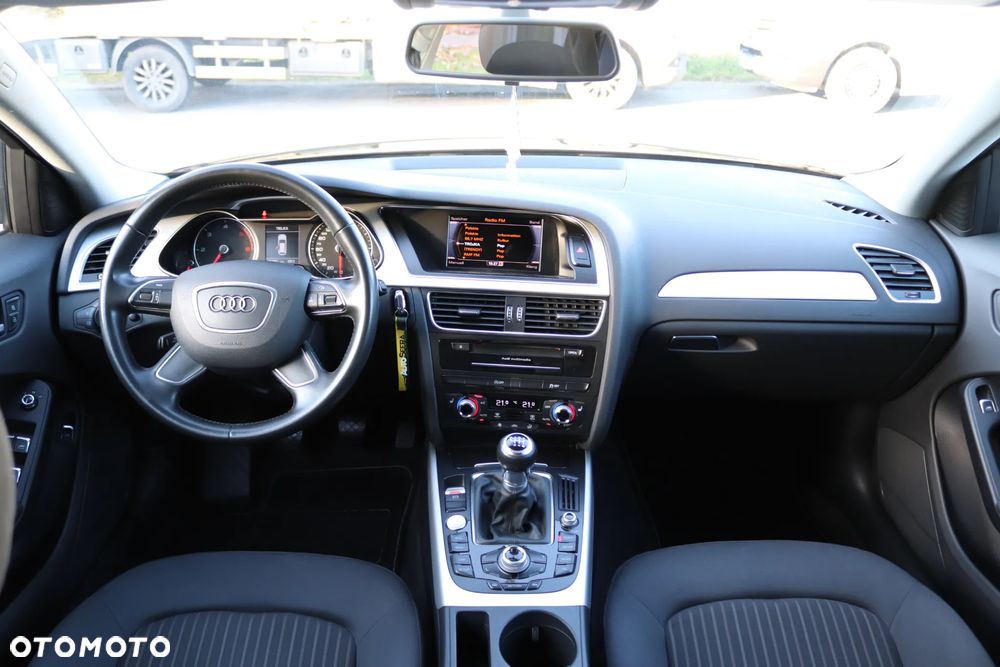 Audi A4 Avant 2.0 TDI - 25