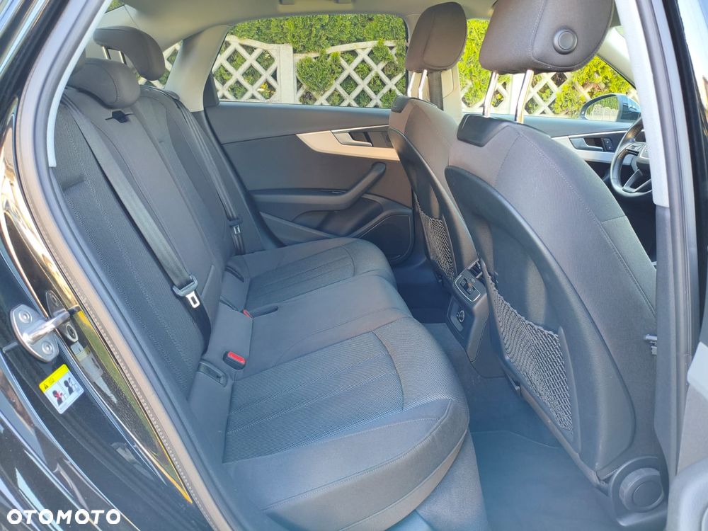 Audi A4 Limousine 35 TDI S tronic design - 26