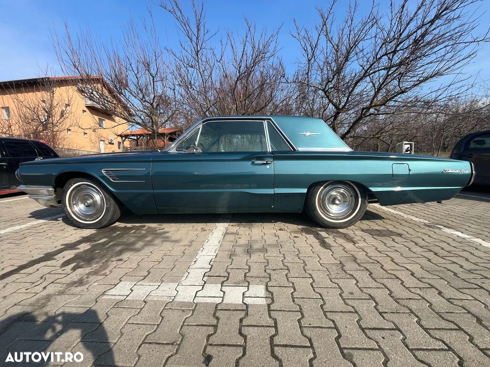 Ford Thunderbird - 12
