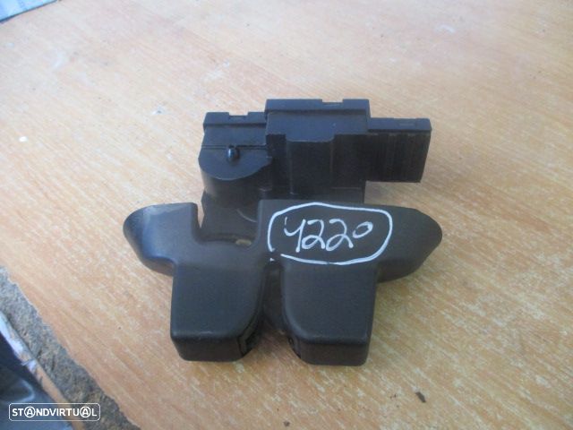 Fecho 8200229953 RENAULT LAGUNA 2 2003 MALA 4 PINOS - 3