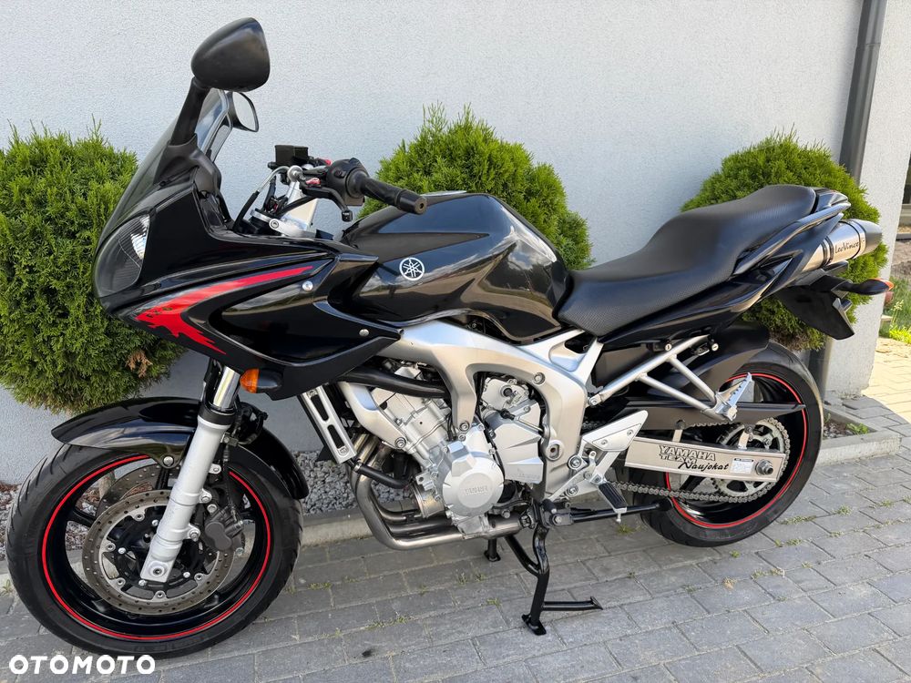 Yamaha FZ - 6
