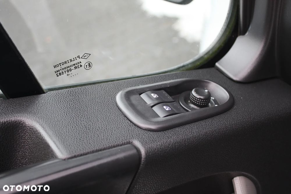 Opel Movano MAXI - 23