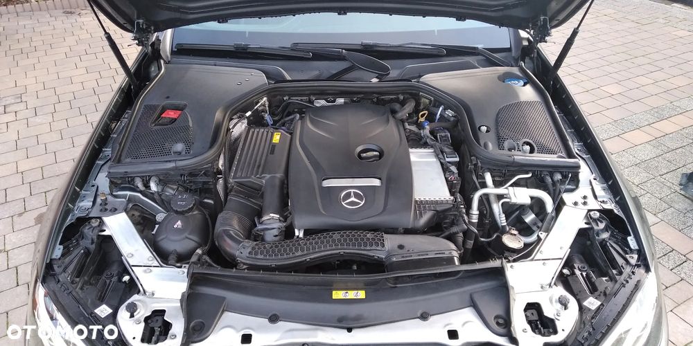 Mercedes-Benz Klasa E 200 Coupe 9G-TRONIC Avantgarde - 9