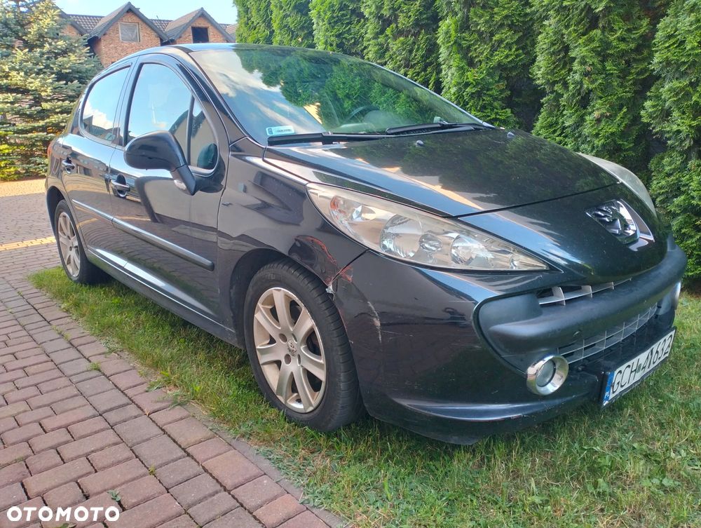 Peugeot 207 - 4