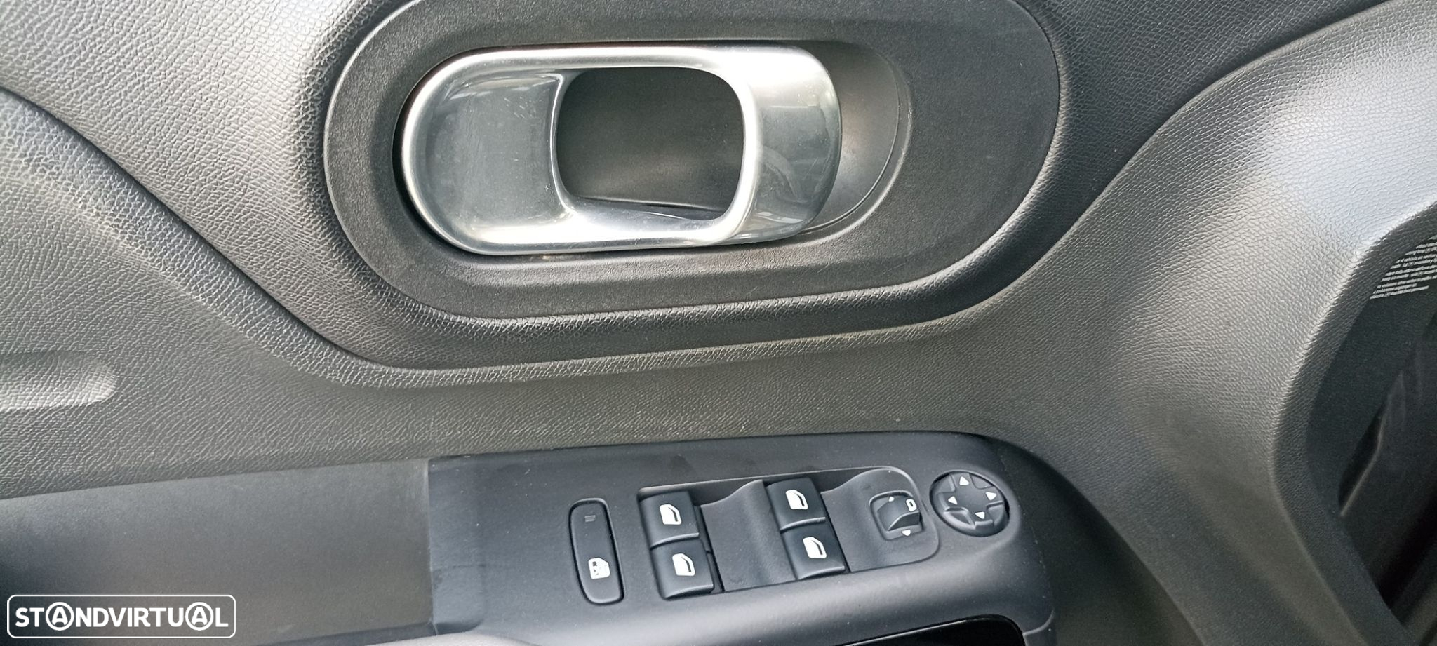 Citroën C5 Aircross BlueHDI 130 S&S LIVE - 16