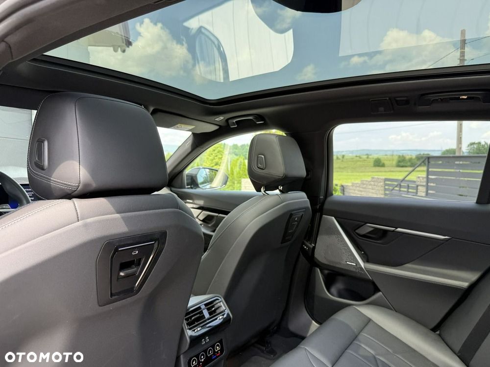 BMW Seria 5 520d xDrive - 10