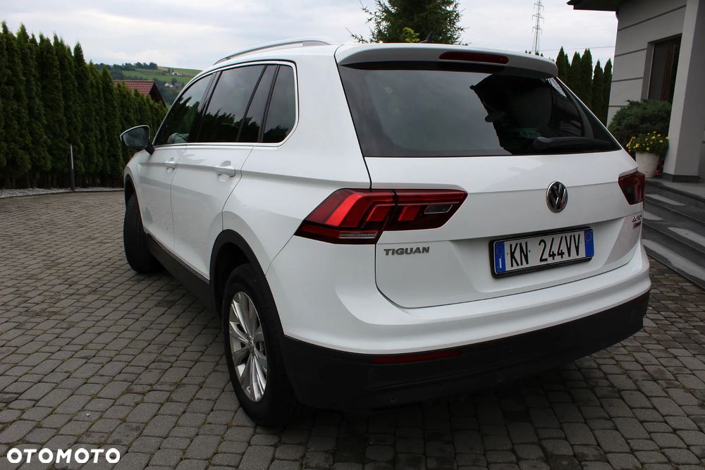 Volkswagen Tiguan 2.0 TDI SCR 4MOTION BlueMotion Technology DSG Lounge Track & Style - 3