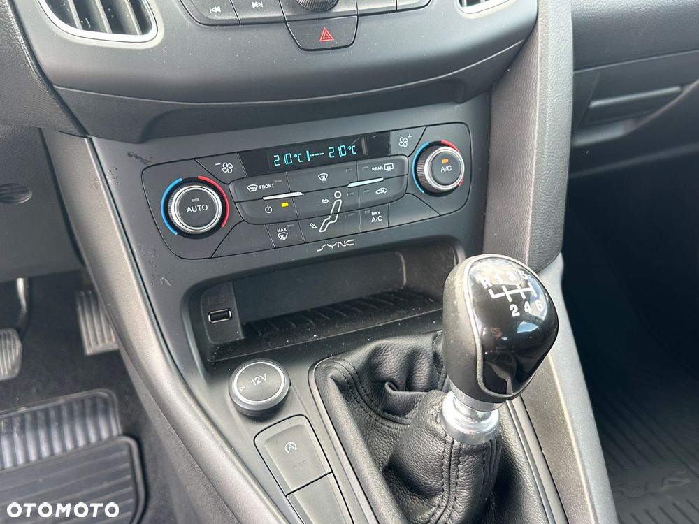 Ford Focus 1.5 TDCi Titanium ECOnetic ASS - 14