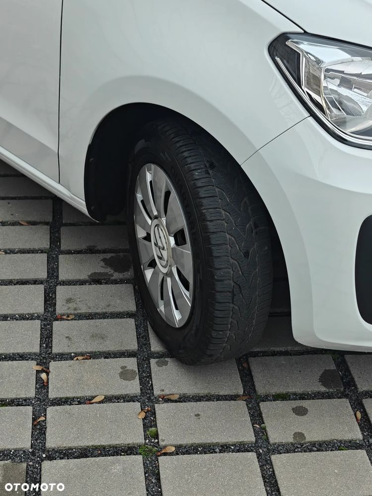 Volkswagen up! - 19