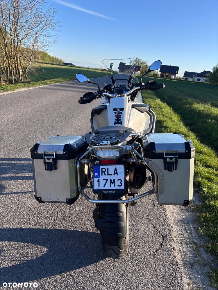 BMW Adventure - 6