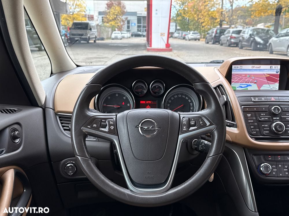 Opel Zafira Tourer 2.0 CDTI ECOTEC Cosmo Aut. - 17