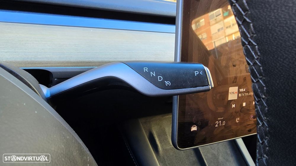 Tesla Model Y Long Range Tração Integral - 16