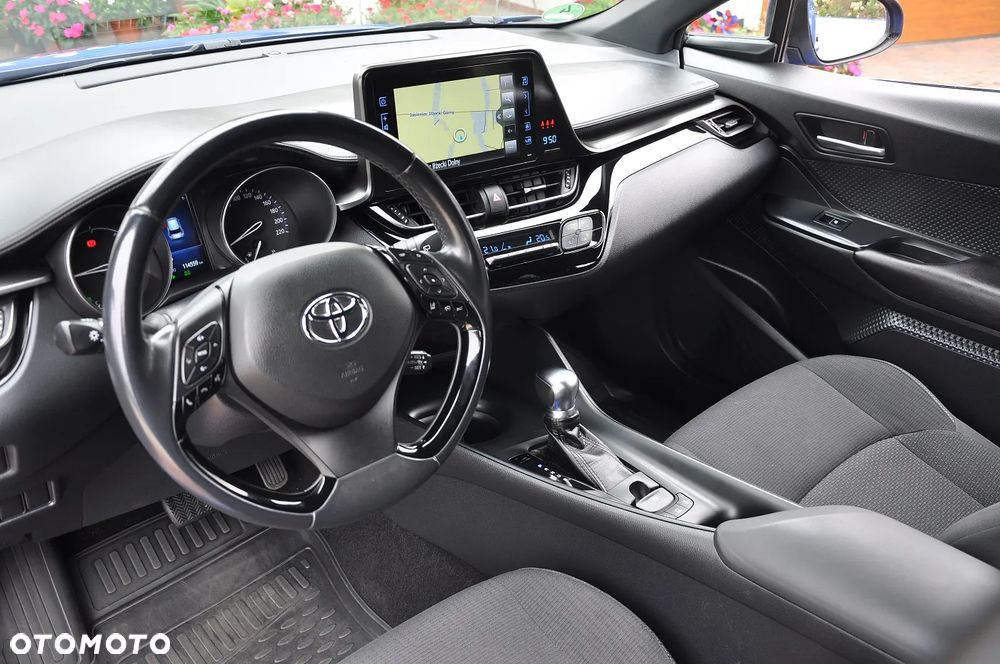 Toyota C-HR - 18