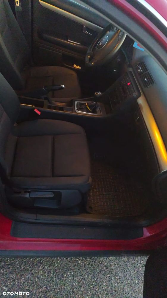 Audi A4 - 4