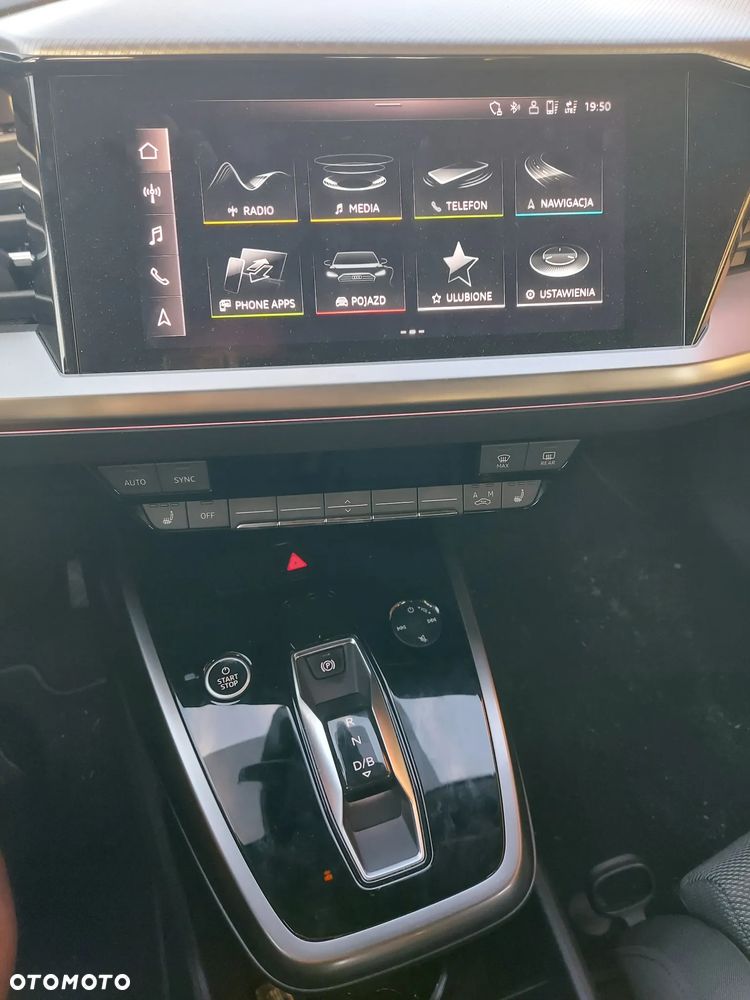 Audi Q4 e-tron - 10