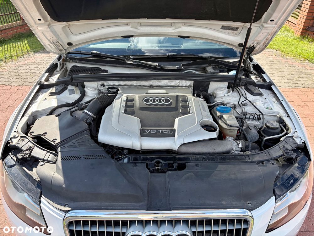 Audi A4 Allroad 3.0 TDI DPF S tronic - 9