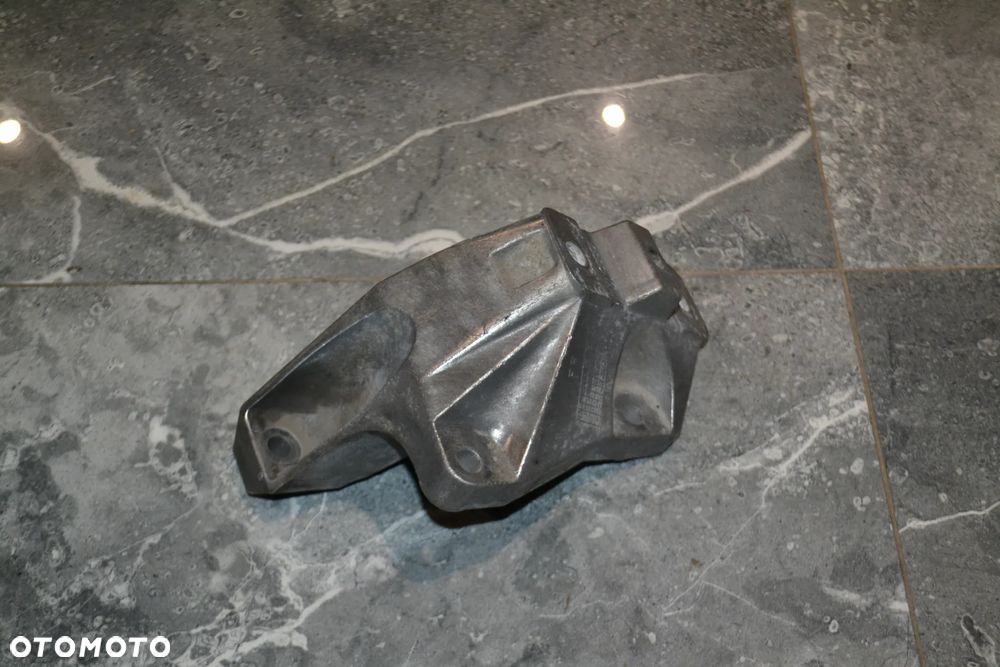 AUDI A3 8L VW GOLF IV BORA LEON 1,6 ŁAPA WSPORNIK MOCOWANIE SKRZYNI BIEGÓW 1J0199117Q - 1