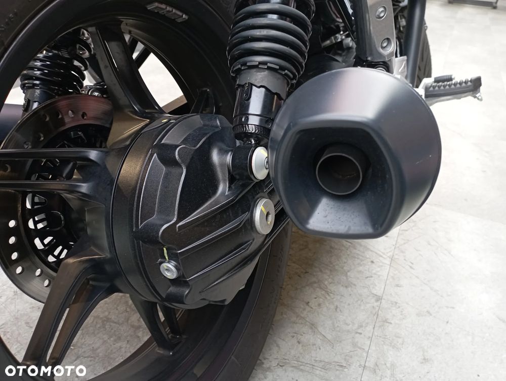 Moto Guzzi V7 - 17