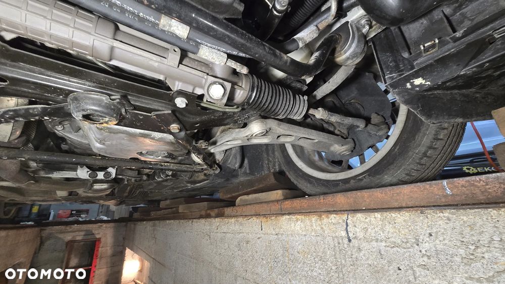 BMW Seria 3 323Ci - 18