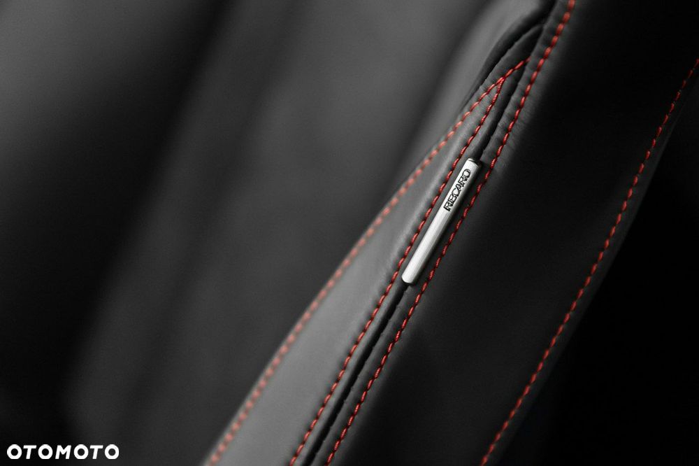 Audi R8 Coupé V10 RWD GT - 37