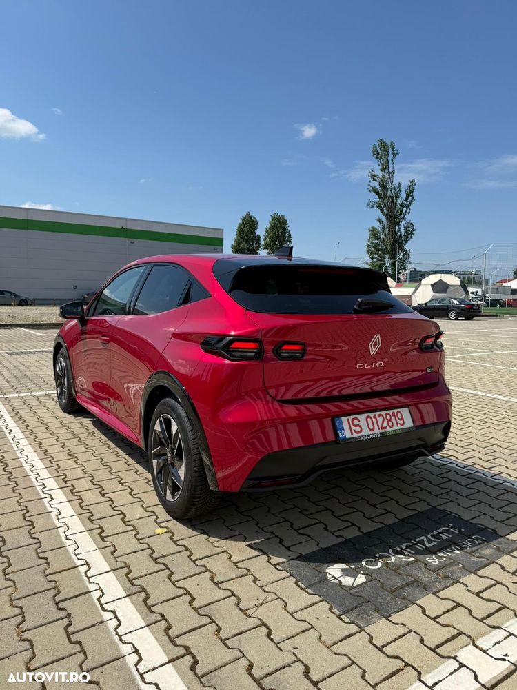 Renault Clio VI E-Tech 160 HEV Techno - 7