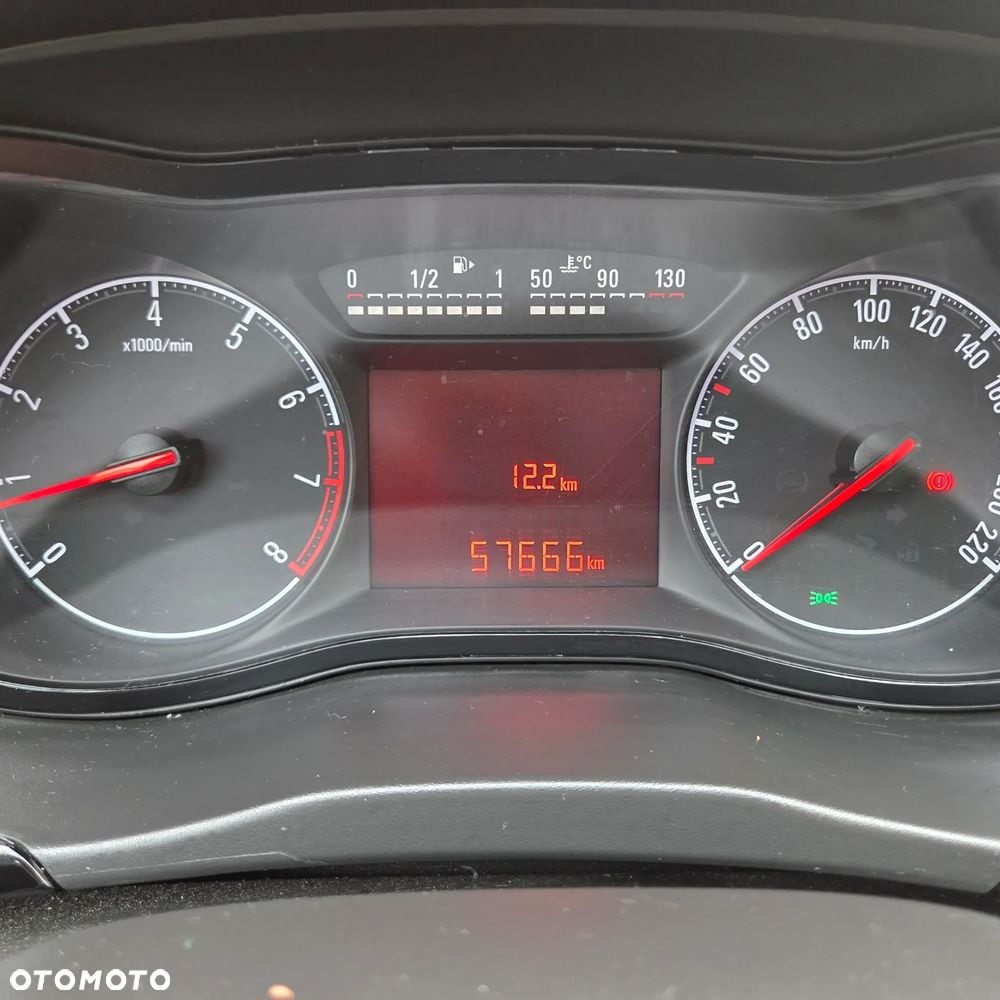 Opel Corsa - 11