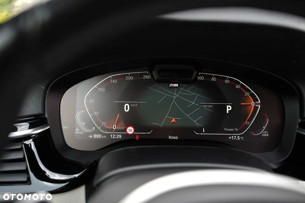 BMW Seria 5 540d xDrive mHEV M Sport sport - 31