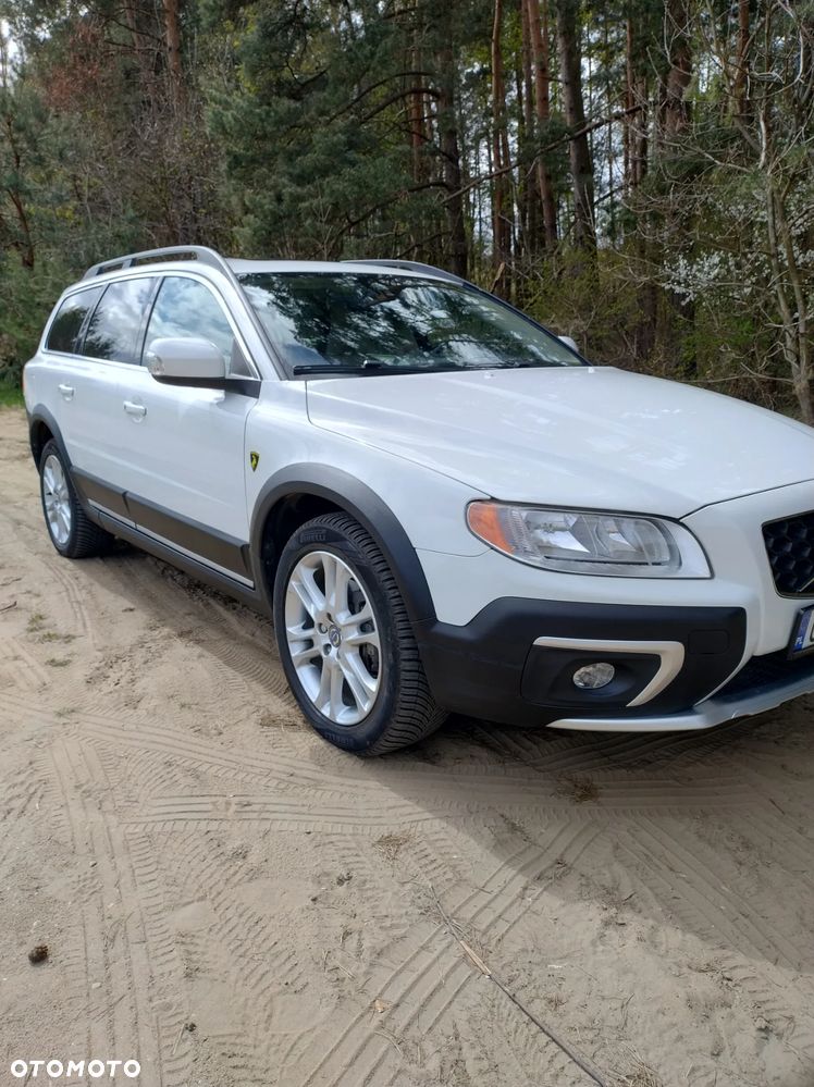Volvo XC 70 - 1