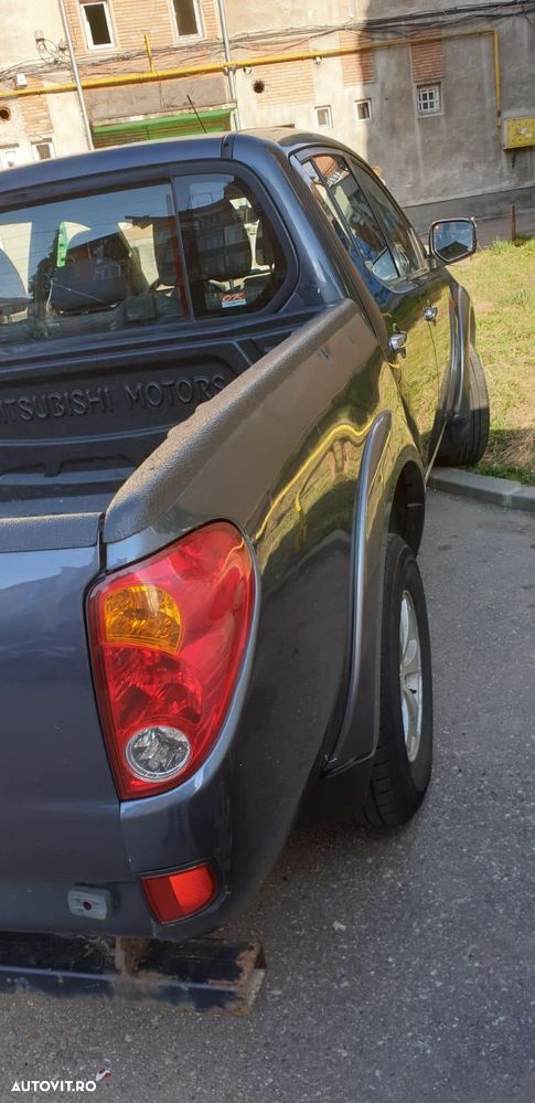 Mitsubishi L200 Double Cab 2.5 M/T Intense A89 - 5