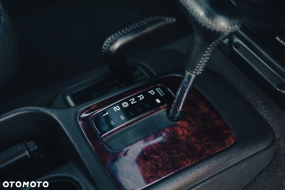 Jeep Grand Cherokee - 11