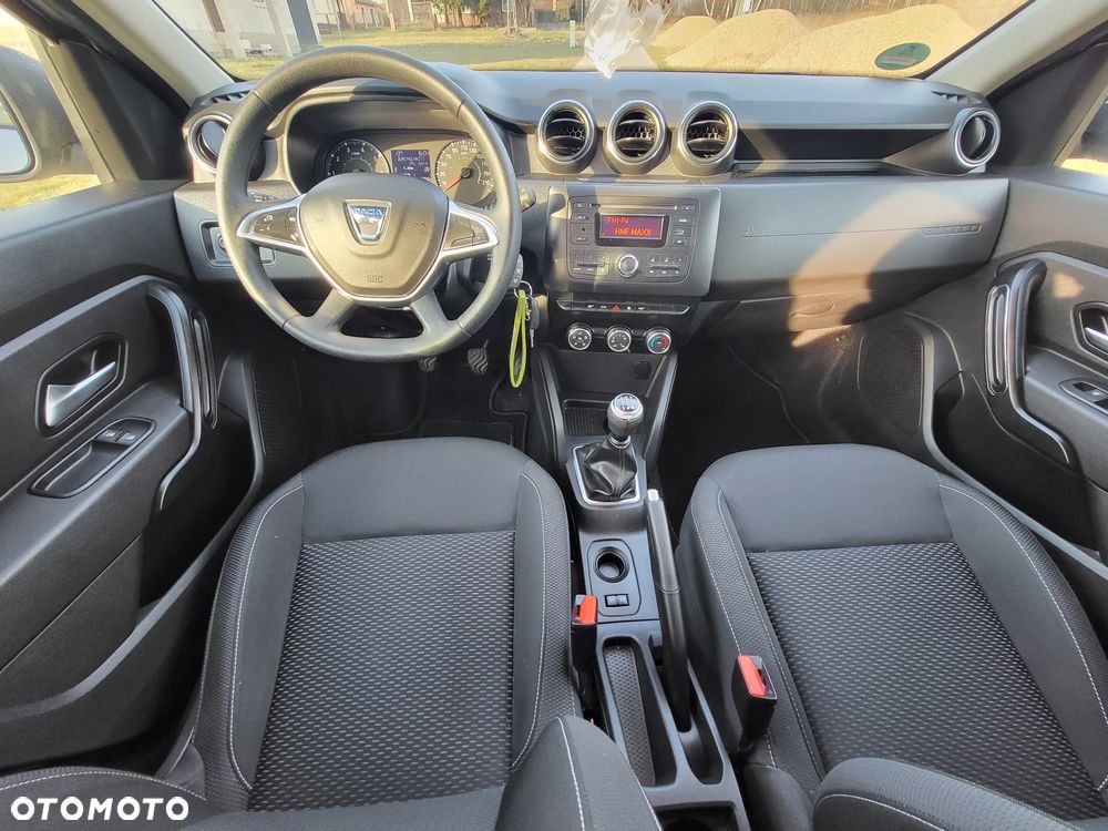 Dacia Duster 1.6 SCe Essential - 20