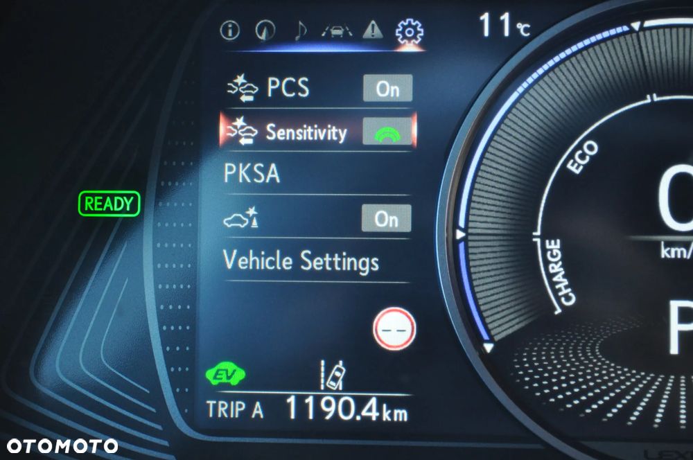 Lexus UX 250h Prestige 2WD - 29