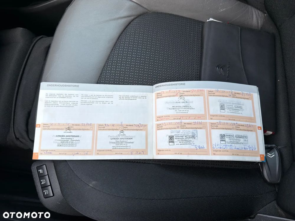 Citroën C4 Picasso 1.6 e-HDi FAP EGS6 Black Top - 33