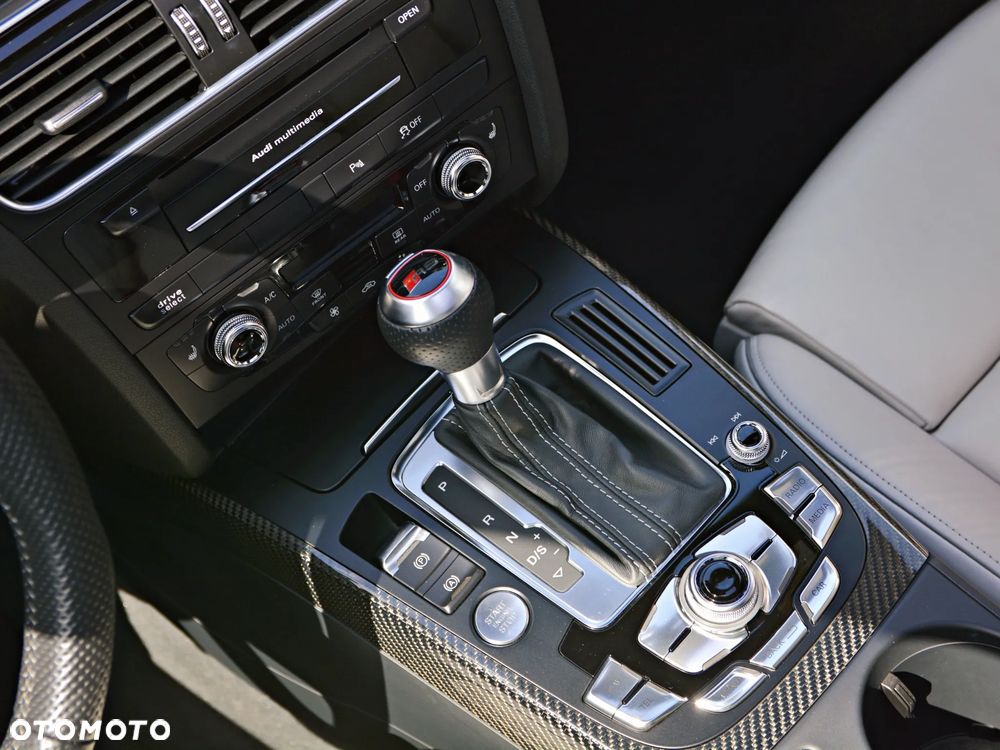 Audi RS4 Avant Avant S tronic - 39