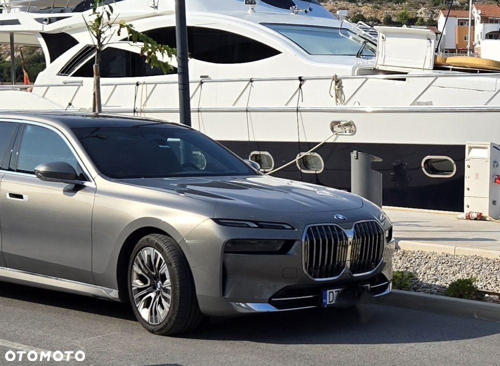 BMW Seria 7 740d xDrive - 1