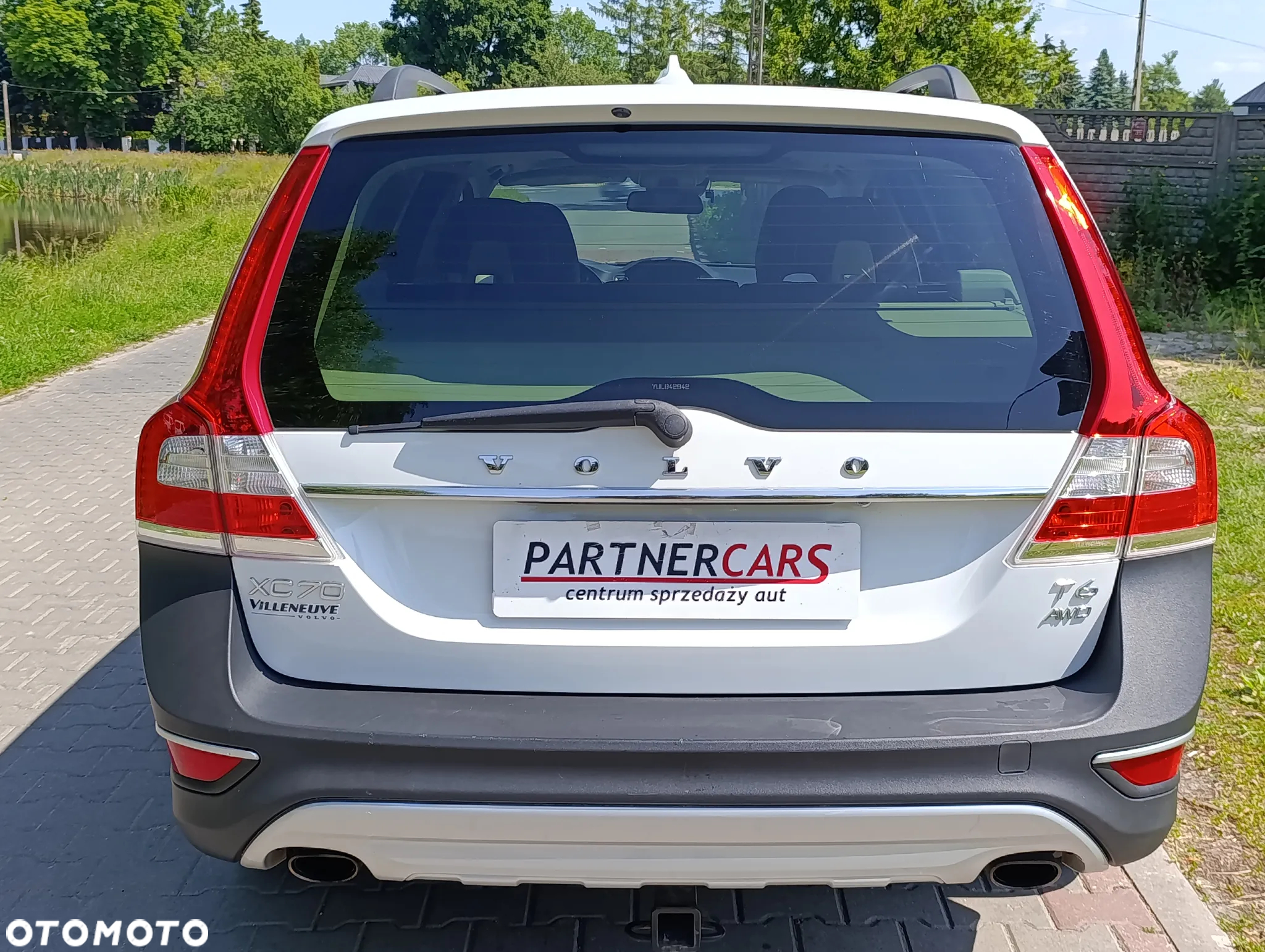 Volvo XC 70 T6 AWD Dynamic Momentum - 11